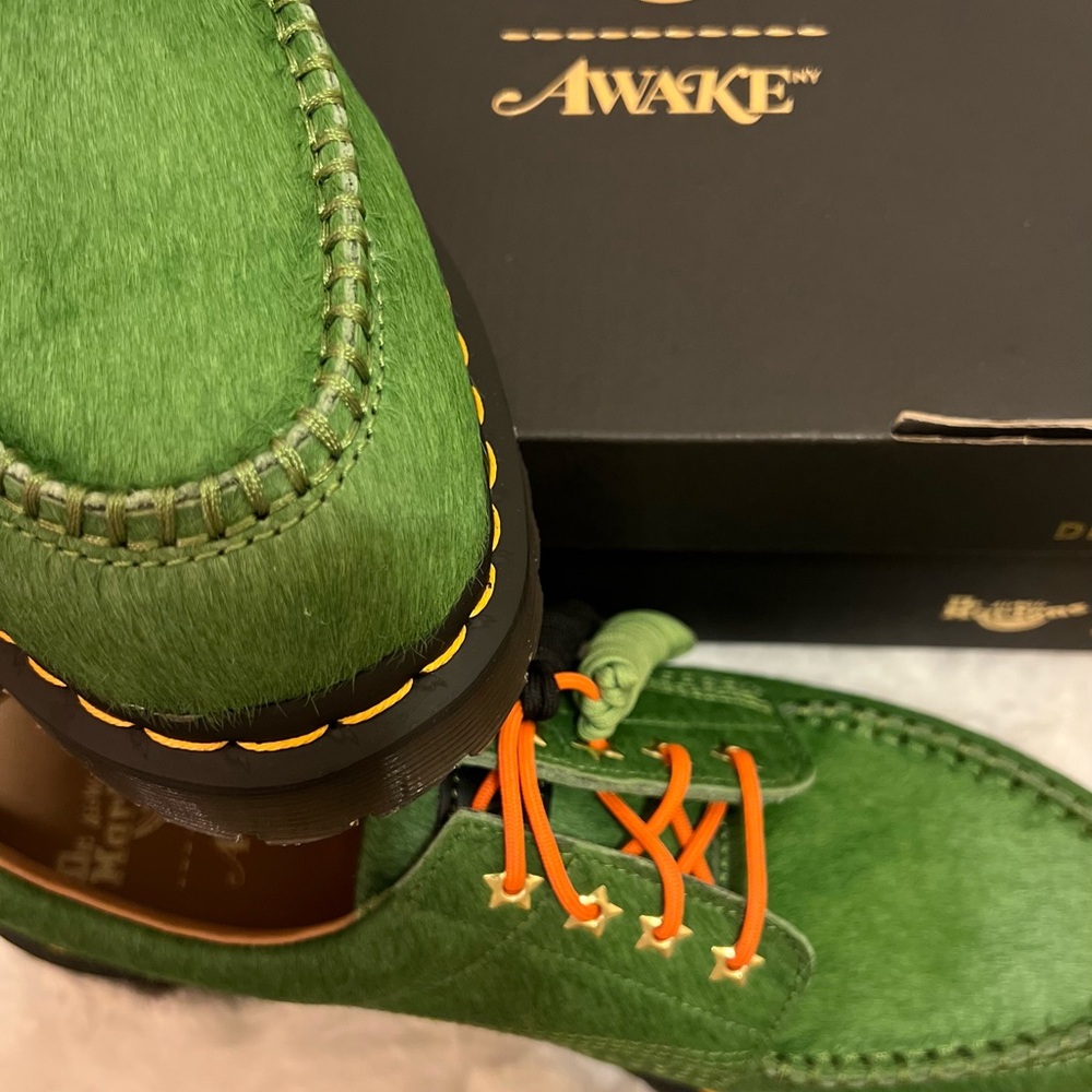 Dr. Martens Green Men's Oxfords - Picture 11 of 12